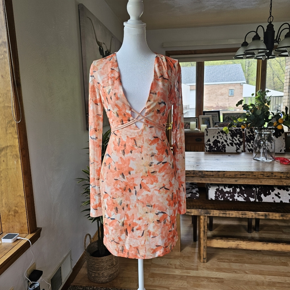 Hello Molly Magnificient Grace Long Sleeve Mini Dress Orange Size S - Picture 4 of 9